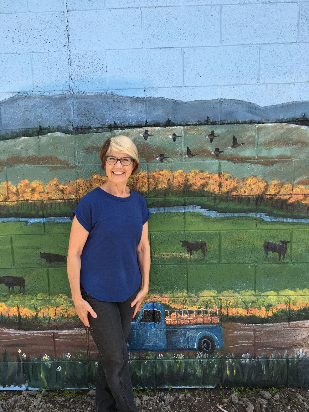 Wall Painting, Acrylic by Dianne Thompson